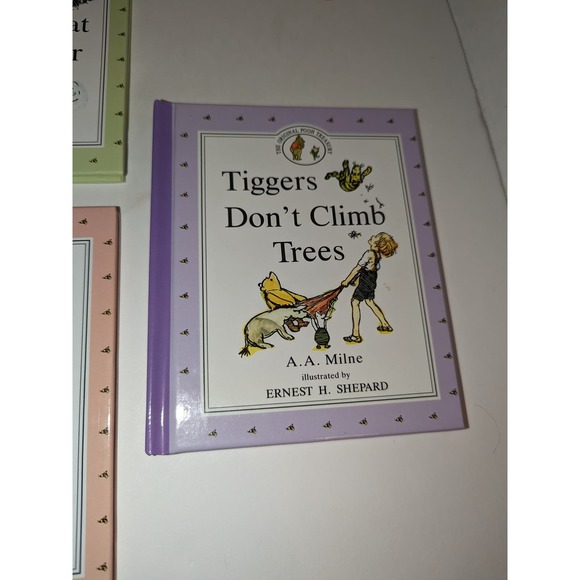 Vintage 1997 The Classic Pooh Treasury Vol 3 Hardcover Books 3 Cassettes - Picture 4 of 13